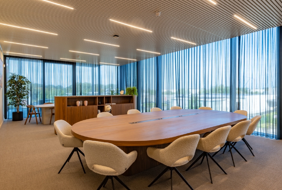The Green_Boardroom-02.jpg